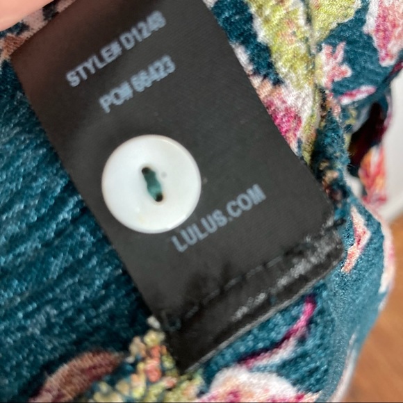 Lulus Garden Of Delight Floral Button Down Dress Size Medium - Picture 11 of 12